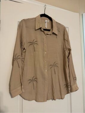 NY Collection Beige Palm-Embroidered Button-Up Blouse